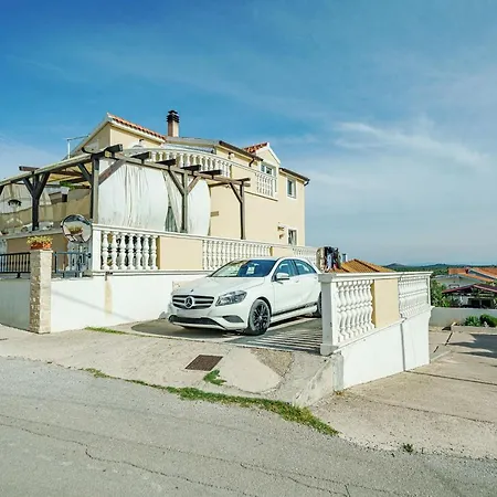 Zinfandel וודיצה