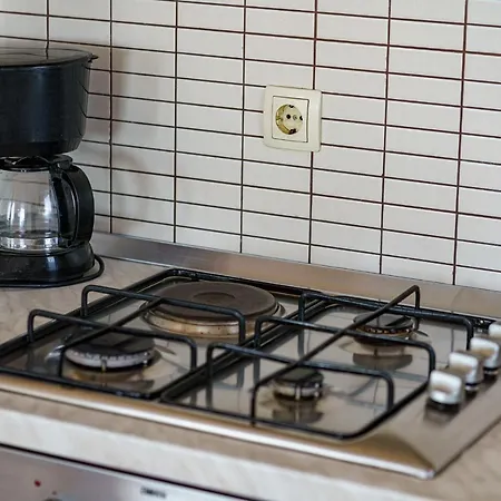 Zinfandel Apartment *